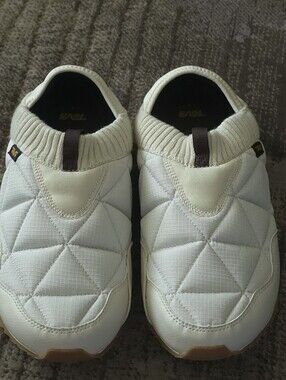 Teva Re Ember Moc Mule Hybrid Quilted Shoes